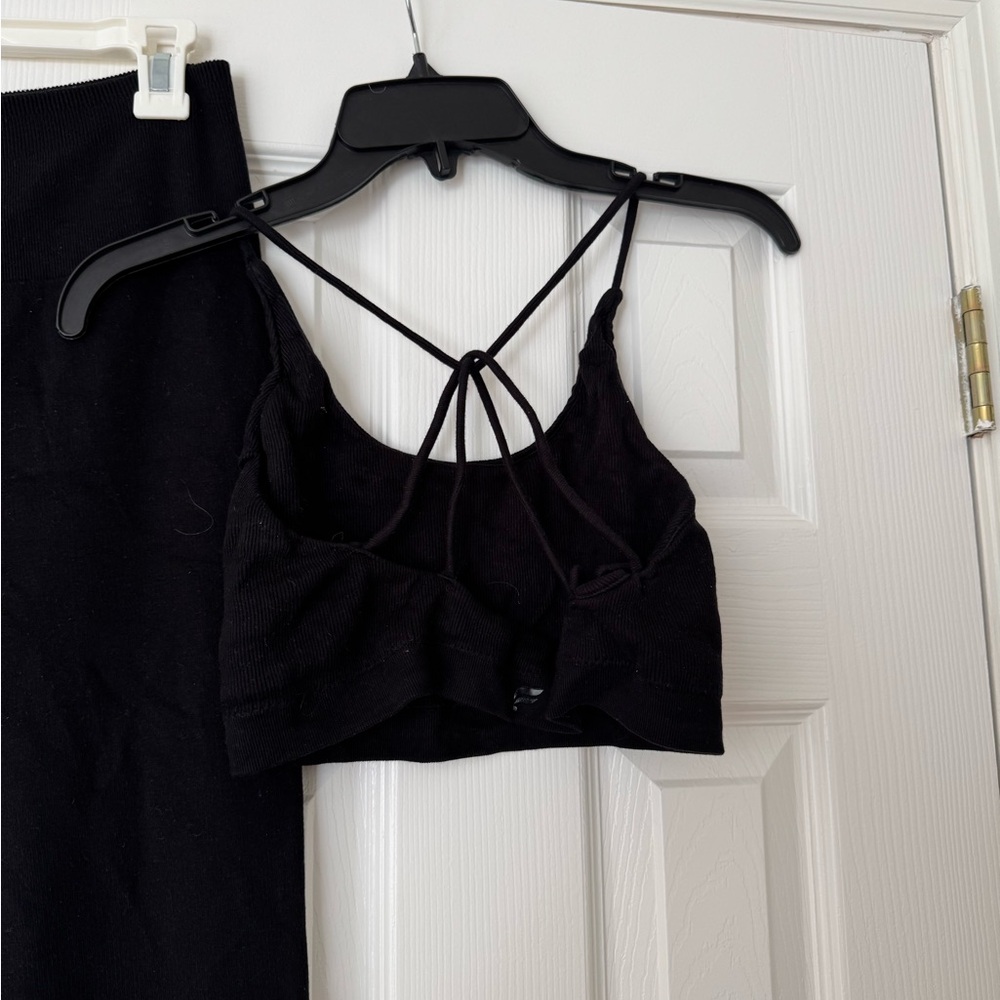 Two piece set Fabletics - Picture 3 of 3